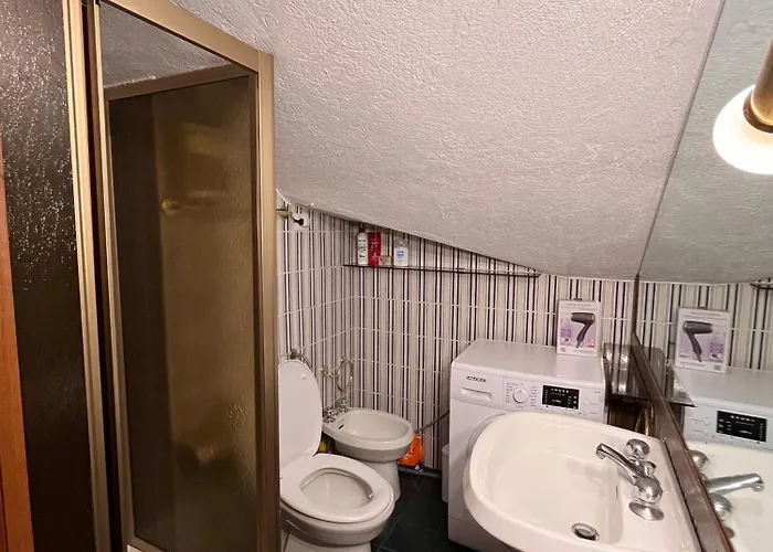 Апартаменти Stella Del Cervino, In & Out, With Garage Брей-Червінія